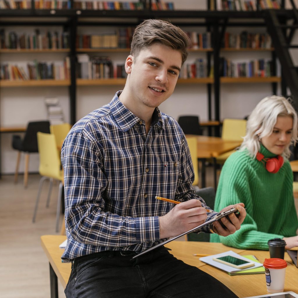 Les débouchés après la licence pro métiers du numérique.